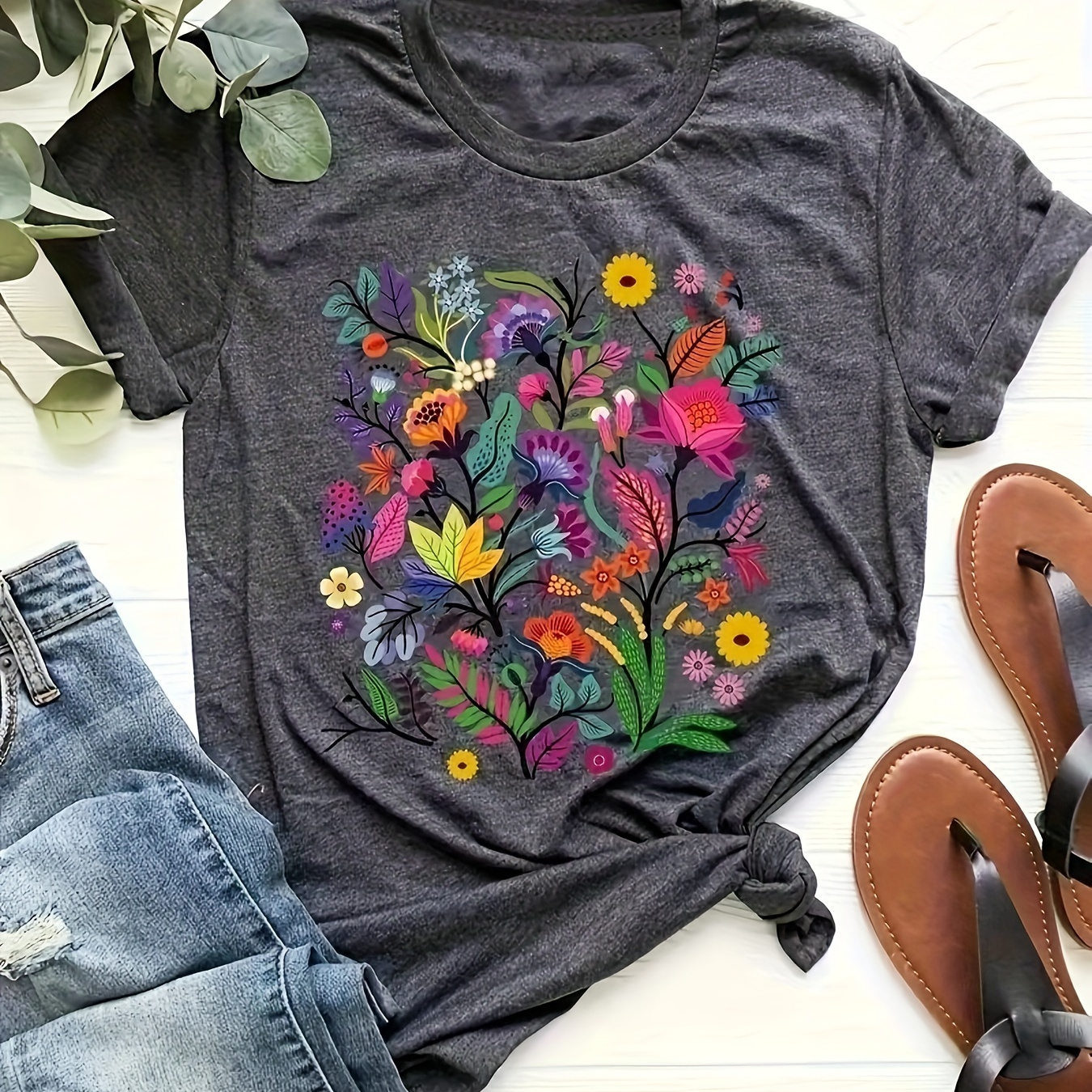 

Plus Size Floral Print T-shirt, Casual Crew Neck Short Sleeve T-shirt, Women's Plus Size clothing