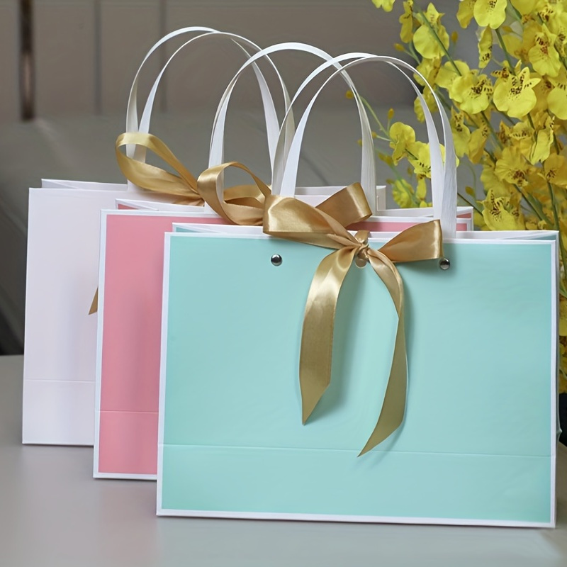 Clear Daisy Print Pvc Gift Bag With Ribbon - Perfect For Weddings, Parties,  And Holidays - Portable And Stylish Gift Packaging - Temu