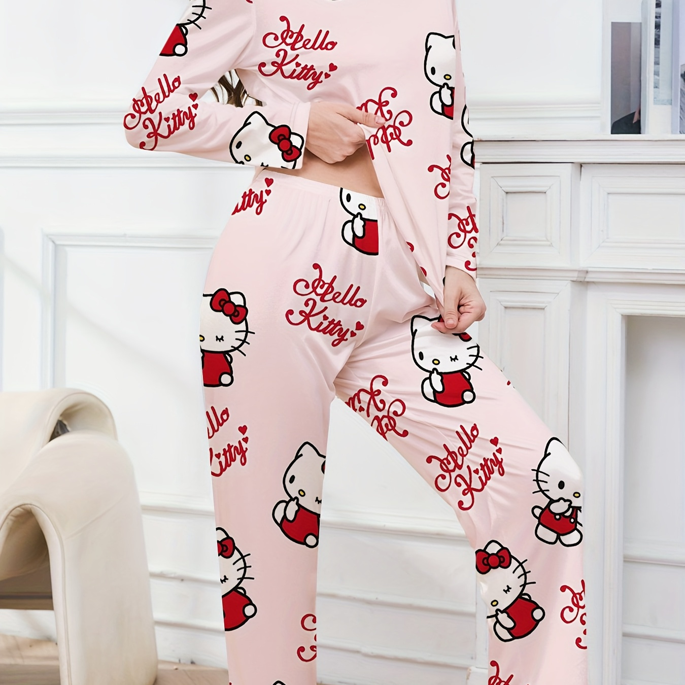 

Sanrio Hello Kitty Cute And Fashionable Round Neck Long Sleeve Pajama Set Casual Loose Pajama Set Autumn And Winter