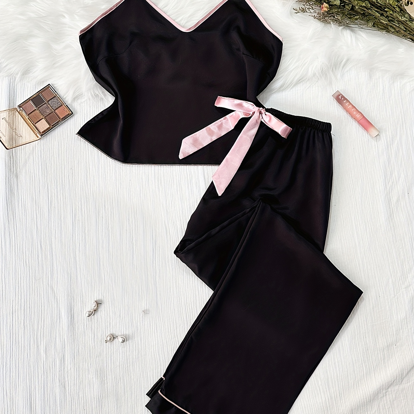 

Two-piece Set Of Fashionable And Sexy Simulated Women's V-neck Suspender Stitching Long Pajamas