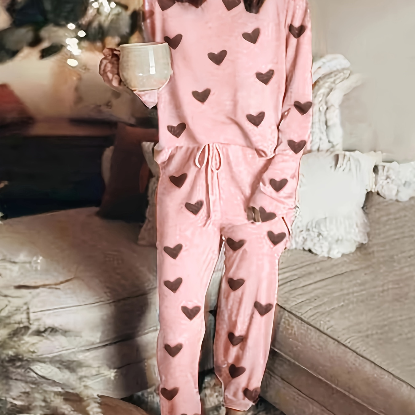 

Valentine's Day Heart Print Lounge Set, Long Sleeve Crew Neck Top & Drawstring Joggers, Women's Loungewear & Sleepwear