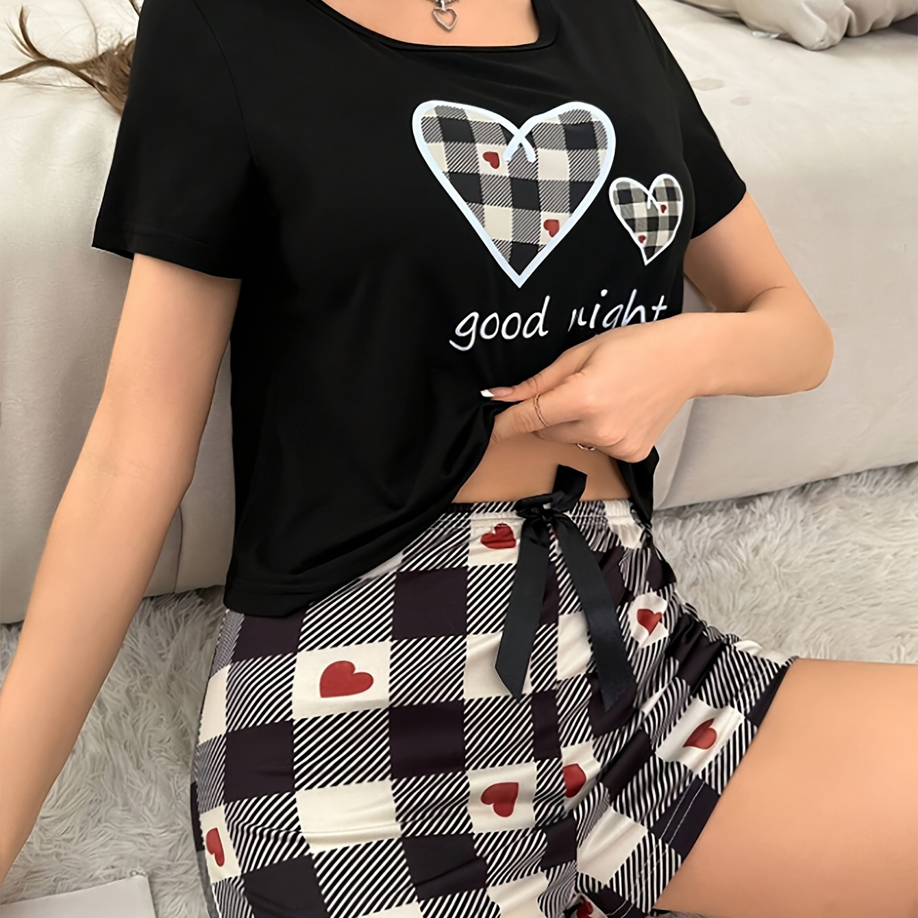 

Plaid Heart & Letter Print Pajama Set, Casual Short Sleeve Round Neck Top & Elastic Shorts, Women's Sleepwear