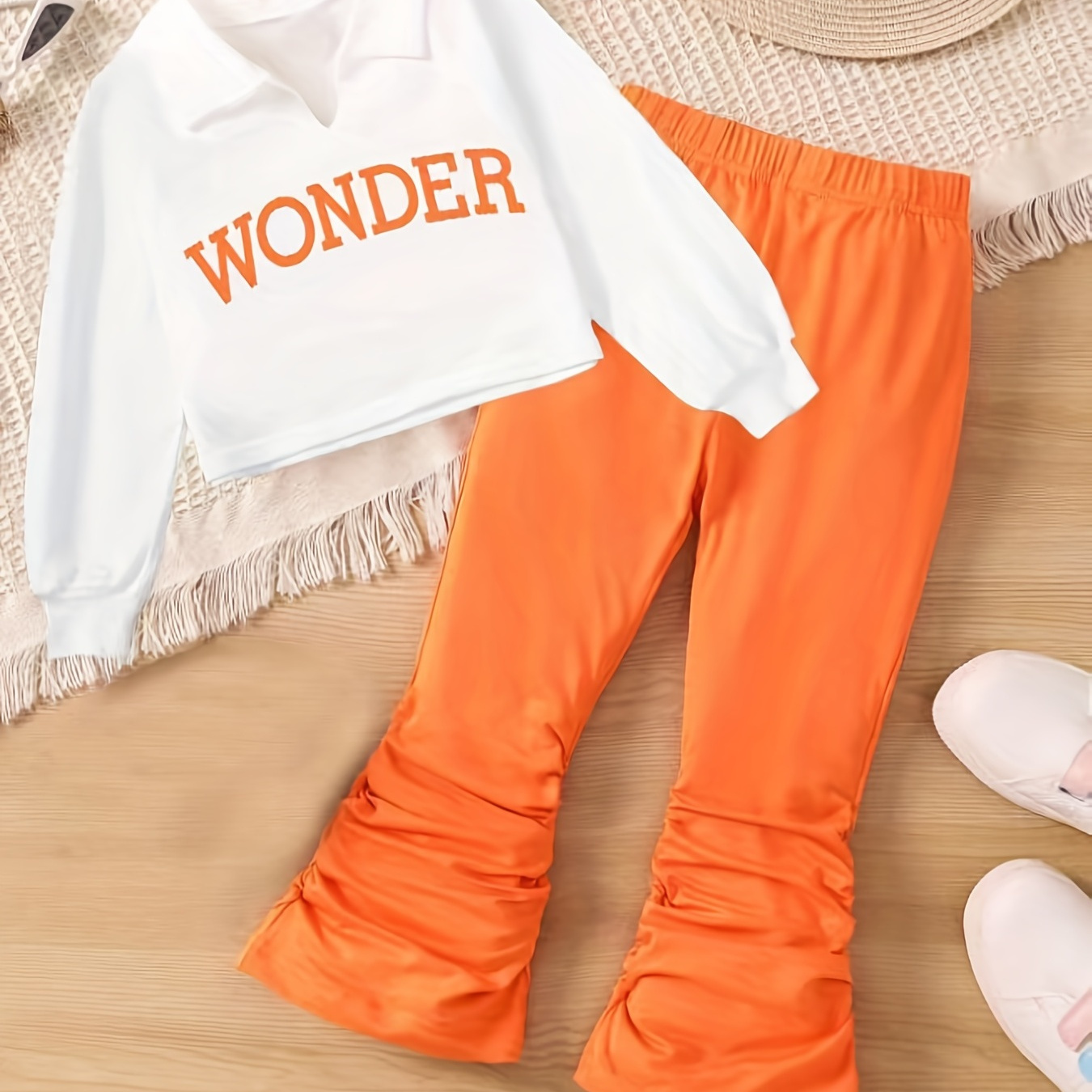 

2pcs Trendy Wonder Print Lapel Long Sleeve Top + Flare Pants Set Girls Spring Fall Gift