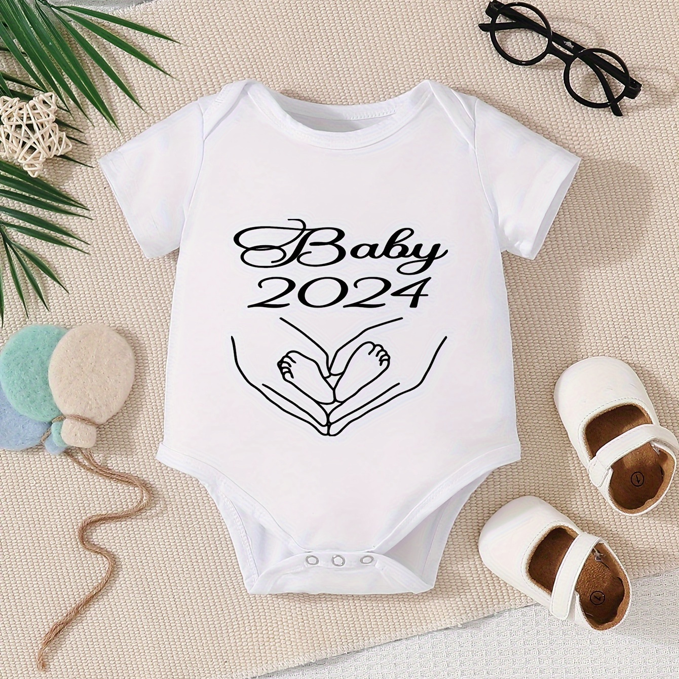 

Infant's "baby 2024" Love Gesture Print Bodysuit, Comfy Short Sleeve Onesie, Baby Boy's Clothing