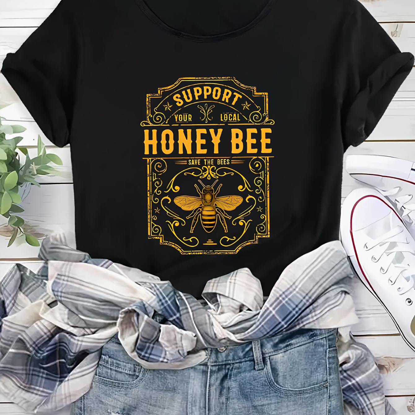 

Women's Casual Sports T-shirt, Round Neck, Short Sleeve, Bee Pattern Printed Tee For Daily And Sports