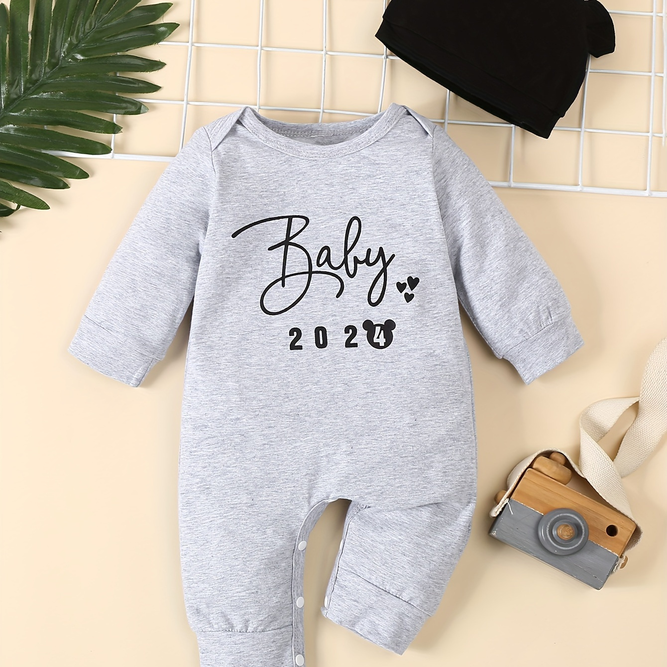 

Infant Unisex Long-sleeve Printed Romper With Cozy Hat, Casual Round Neck One-piece Jumpsuit For Baby, Grey Cotton Outfit Set