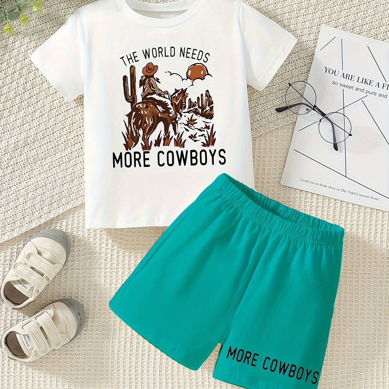 

More Cowboys Pattern Cotton Short Sleeve T-shirt & Elastic Waist Shorts Set, 2pcs Boy's Comfy Summer Spring Outfit