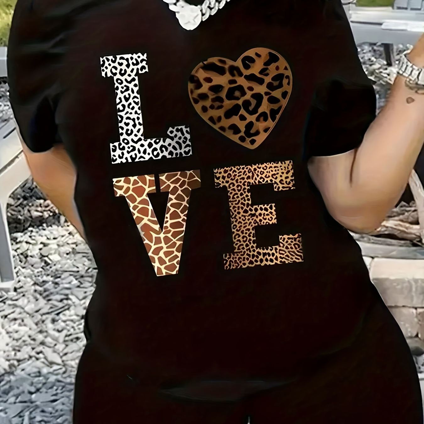 

Stylish "love" Leopard T-shirt For Women - Soft Polyester & Spandex , Crew Neck, Short Sleeve, Machine Washable - Black With Brown And White Pattern, Leopard Print Shirt