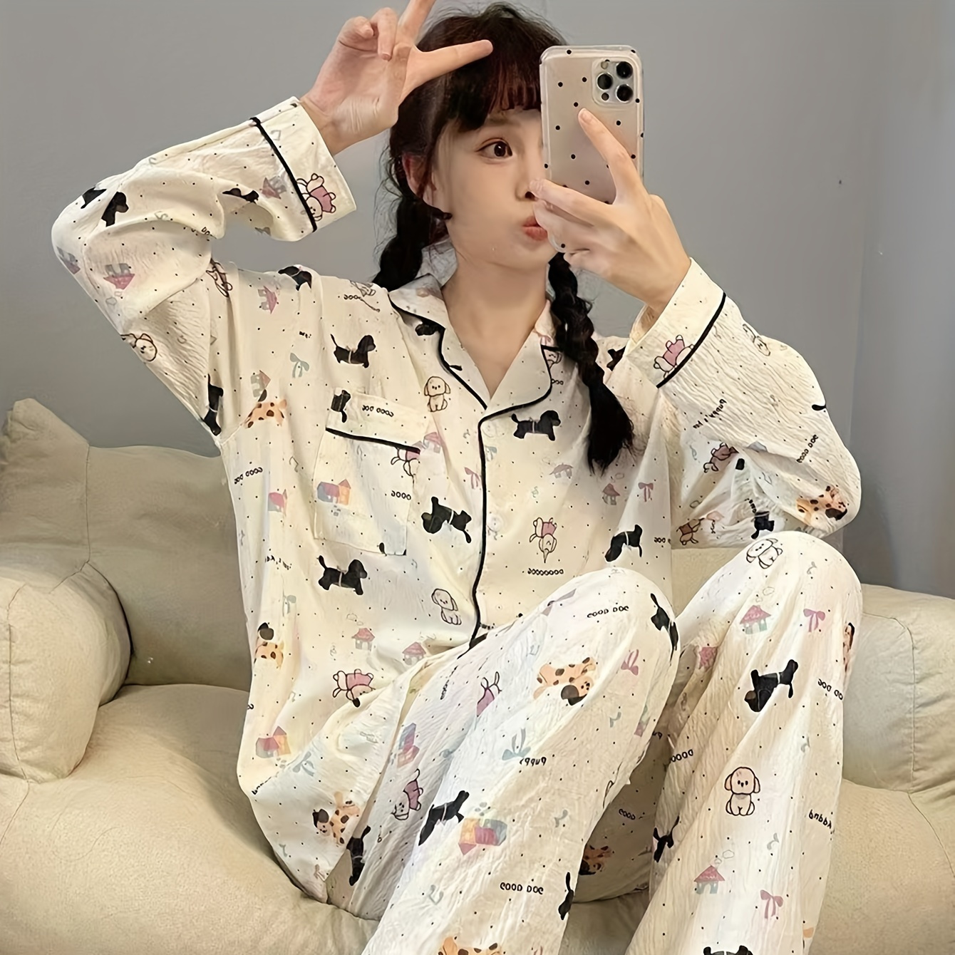 

Women's Cute Cartoon Dalmatian Pajama Set, Long Sleeve, Loose Fit, Spring/autumn, Rayon/viscose, Button-down, No Belt, Knit Fabric, Adult Size