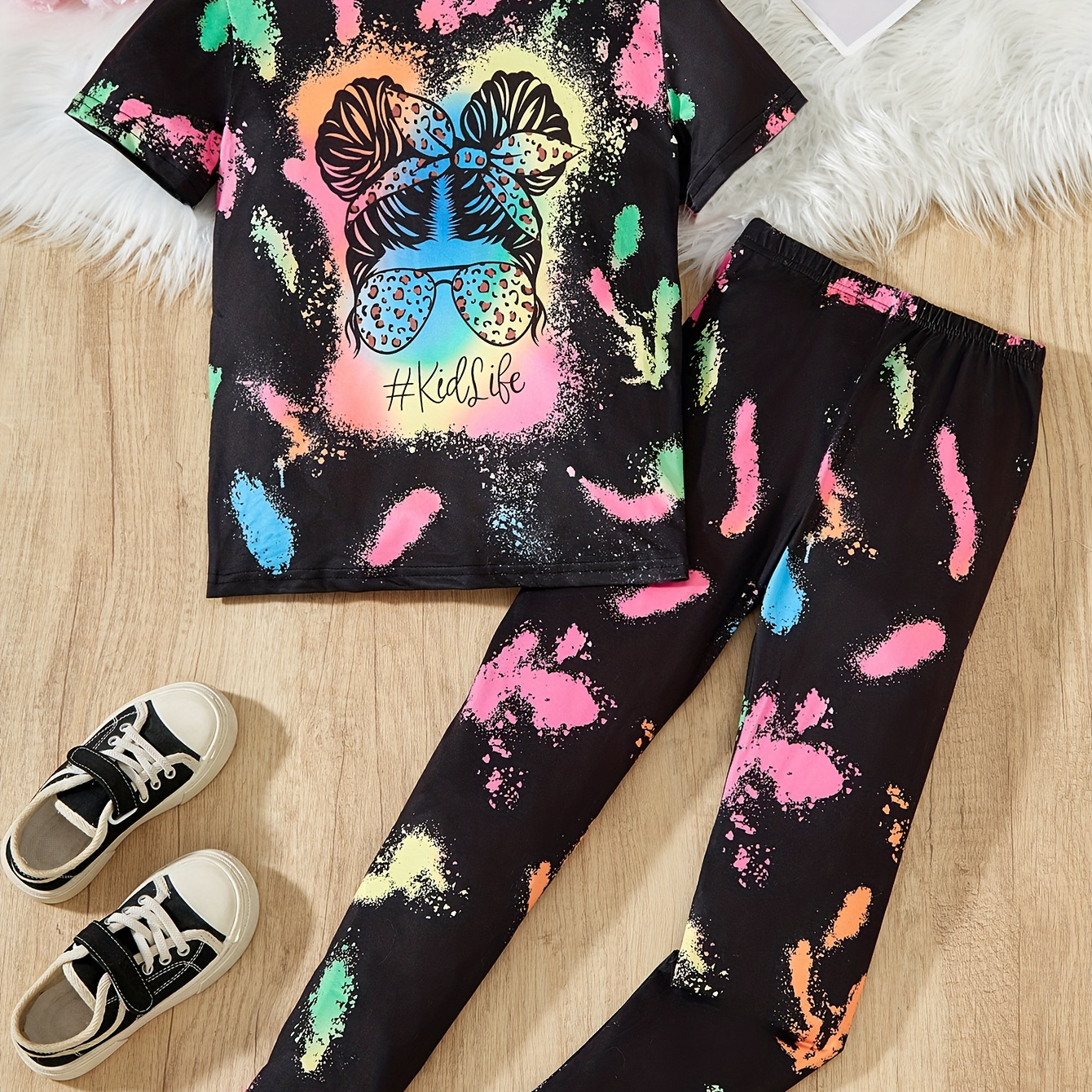 

2- Girl's Graphic Tee + Pants - / Summer , Clothes