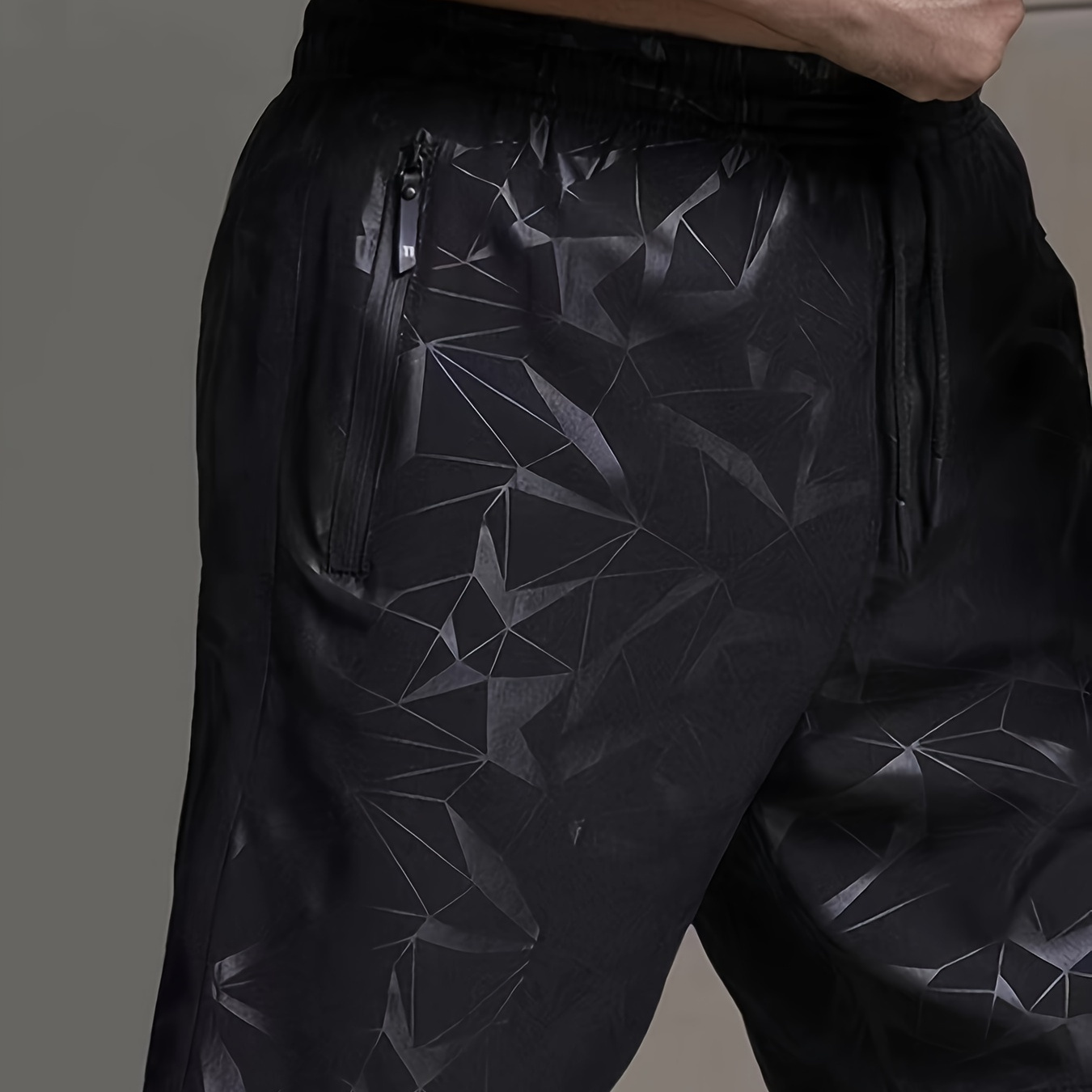 

Men's Casual Athletic Shorts - Breathable, Quick-dry Polyester With Geometric Print, Waist & Drawstring For Running, Gym, Hiking & Outdoor Activities