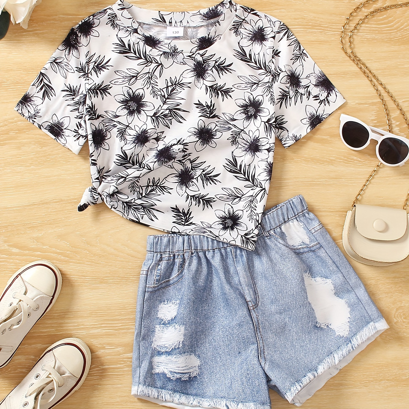 

2pcs Girl's Outfit Flower Silhouette Graphic Short Sleeve Top + Short Legging Casual Set Summer Clothes