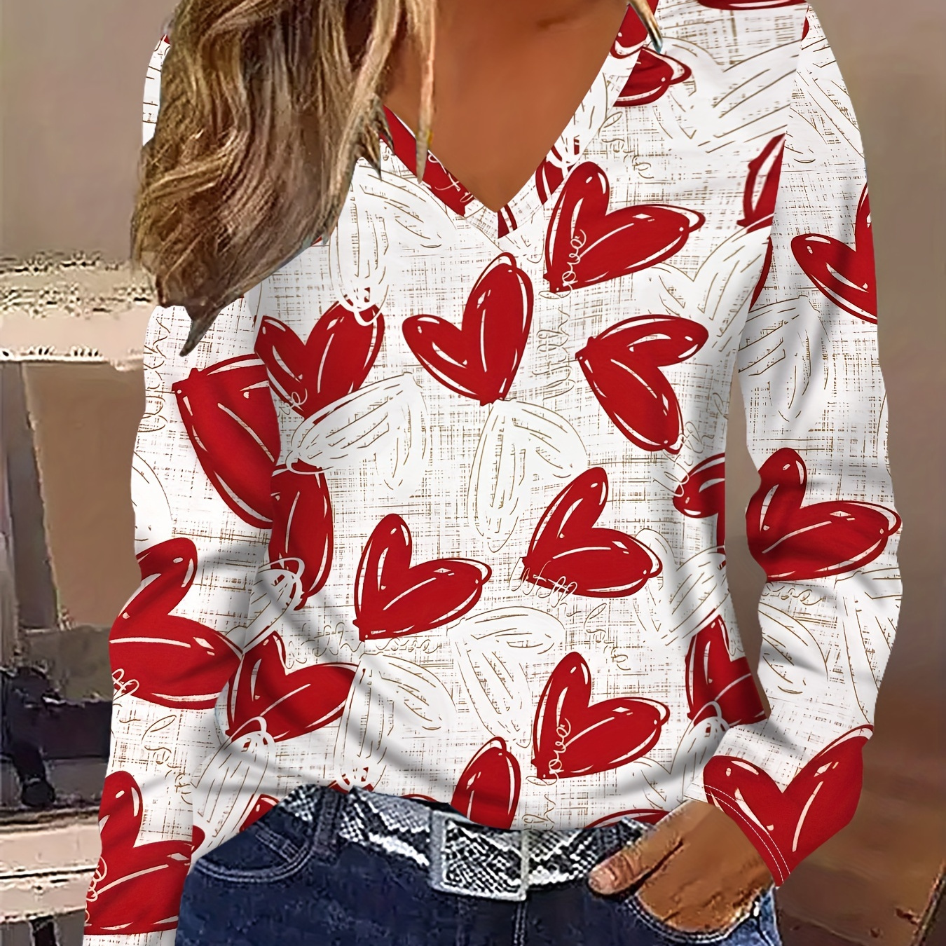 

Elegant Casual Heart Print V-neck T-shirt For Women, Breathable Knit Fabric Long Sleeve Top With Design, Polyester And Spandex