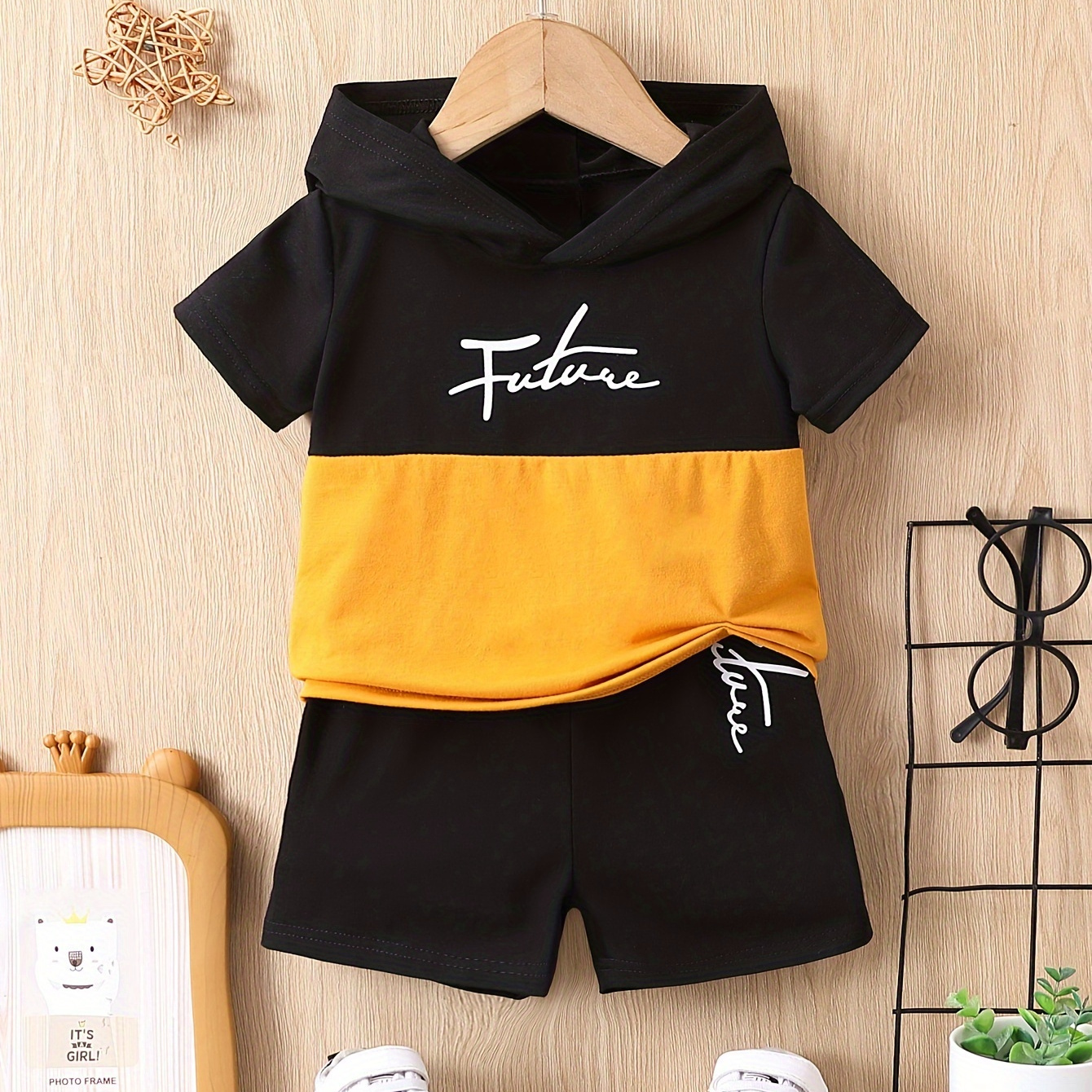 

2pcs Infant & Toddler's Future Print Summer Outfit, Color Clash Hooded T-shirt & Casual Shorts, Baby Boy's Clothes