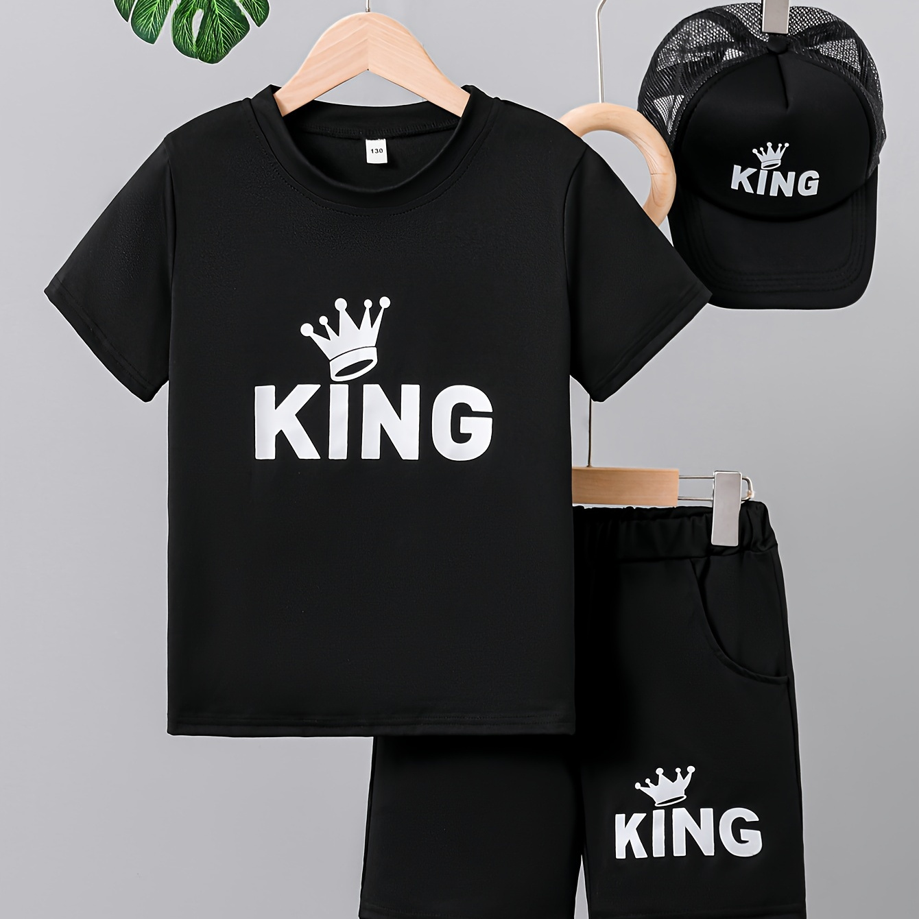 

2pcs Boys Casual King Letter Graphic Print Short Sleeve T-shirt & Shorts & Cap Set, Comfy Summer Boys Clothes