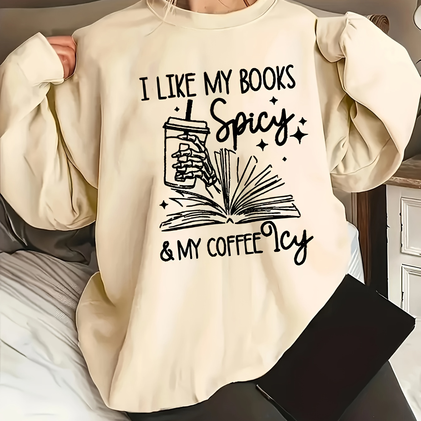 

Book And Letter Print Pullover Sweatshirt, Casual Long Sleeve Crew Neck Sweatshirt For Fall & Winter, Women's Clothing