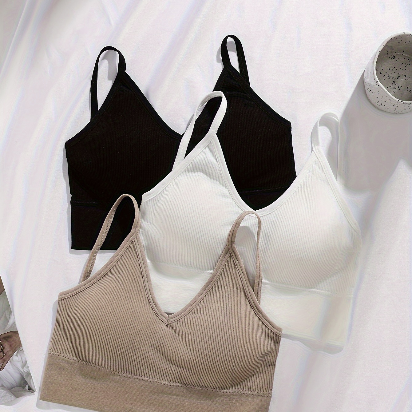 

3-pack Sports Bralettes For Women, Seamless, Wireless, Strappy Back, Comfortable Sports Tanks