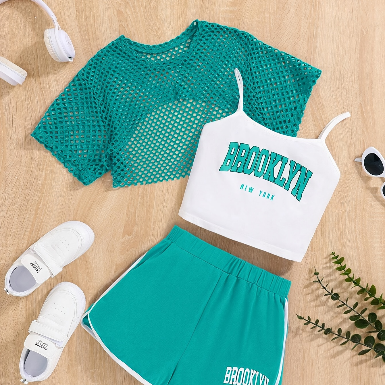 

Sporty Girl 3-piece Letter Camisole + Cover-up Mesh Top + Shorts Set Summer Outdoor