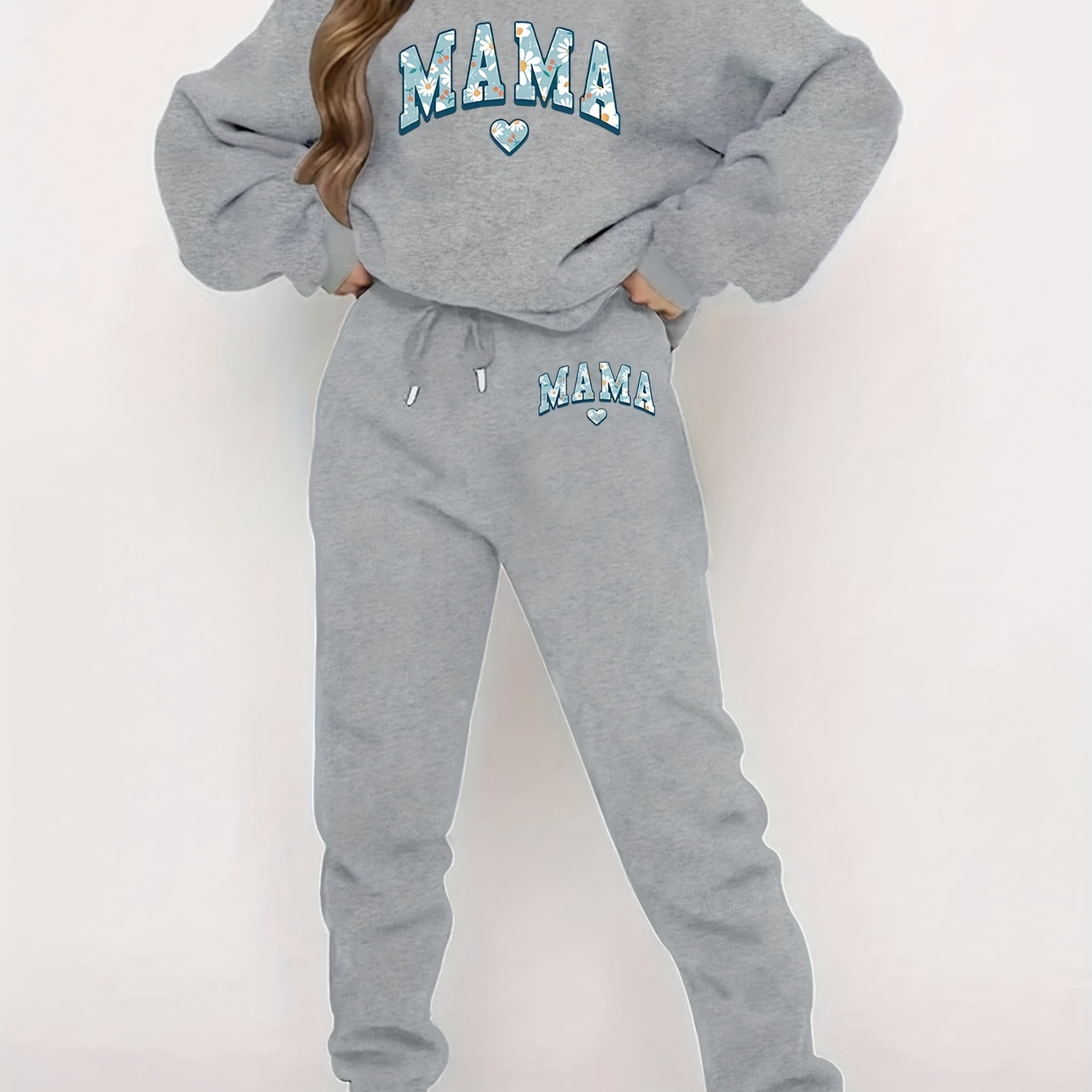 

Cozy Grey Sweatshirt And Pants Set With 'mama' Lettering