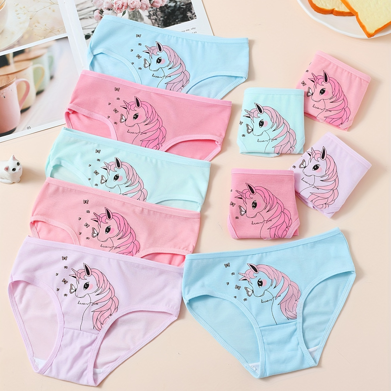 

5pcs Random Colors Cute Unicorn Pattern Print Cotton Stretch Comfortable Soft Girls Triangle Briefs Set