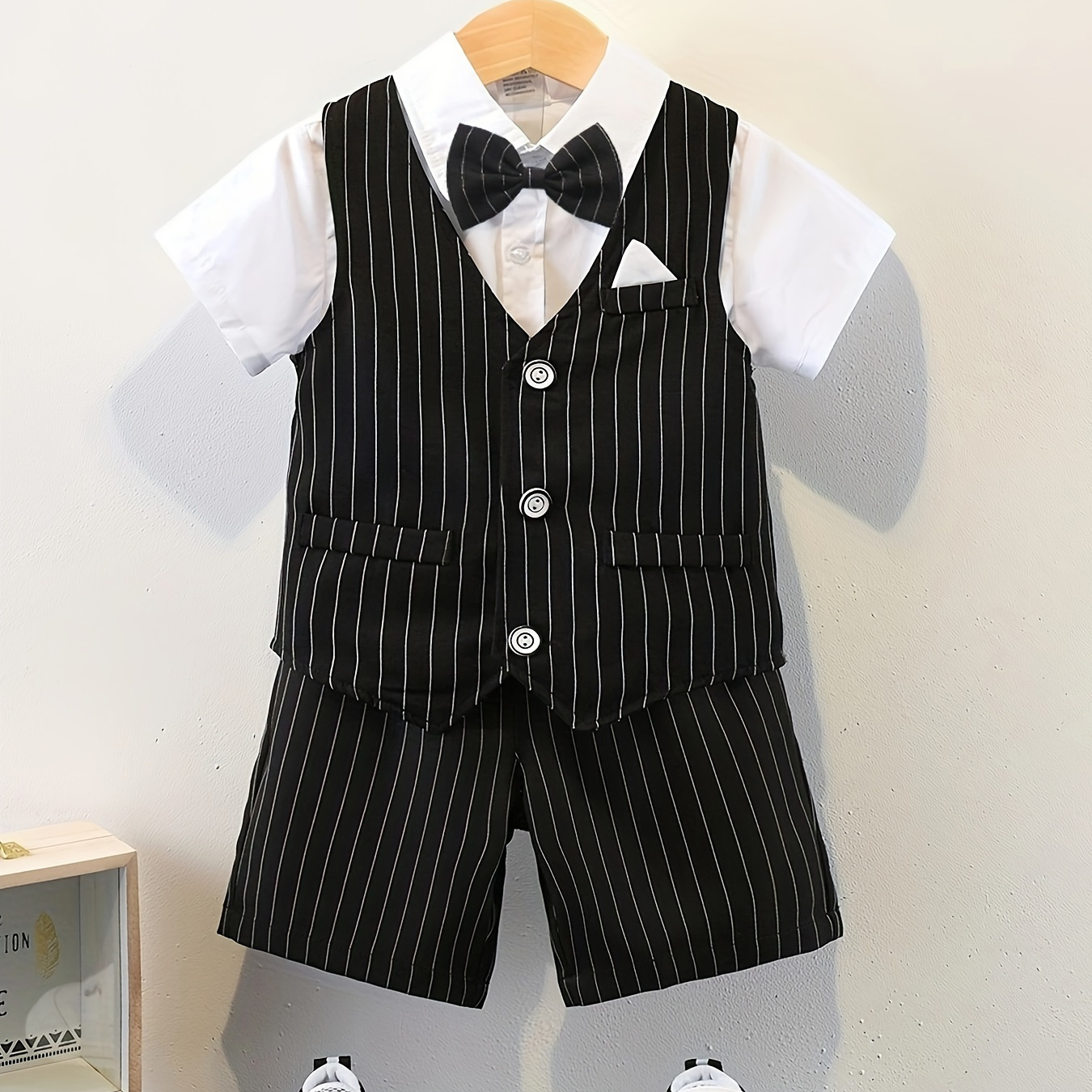 

Boys Short Sleeve Gentleman Outfit, Trendy Striped Pattern Vest & Shirt & Suspenders Shorts, Boys Clothes For Speech Birthday Party