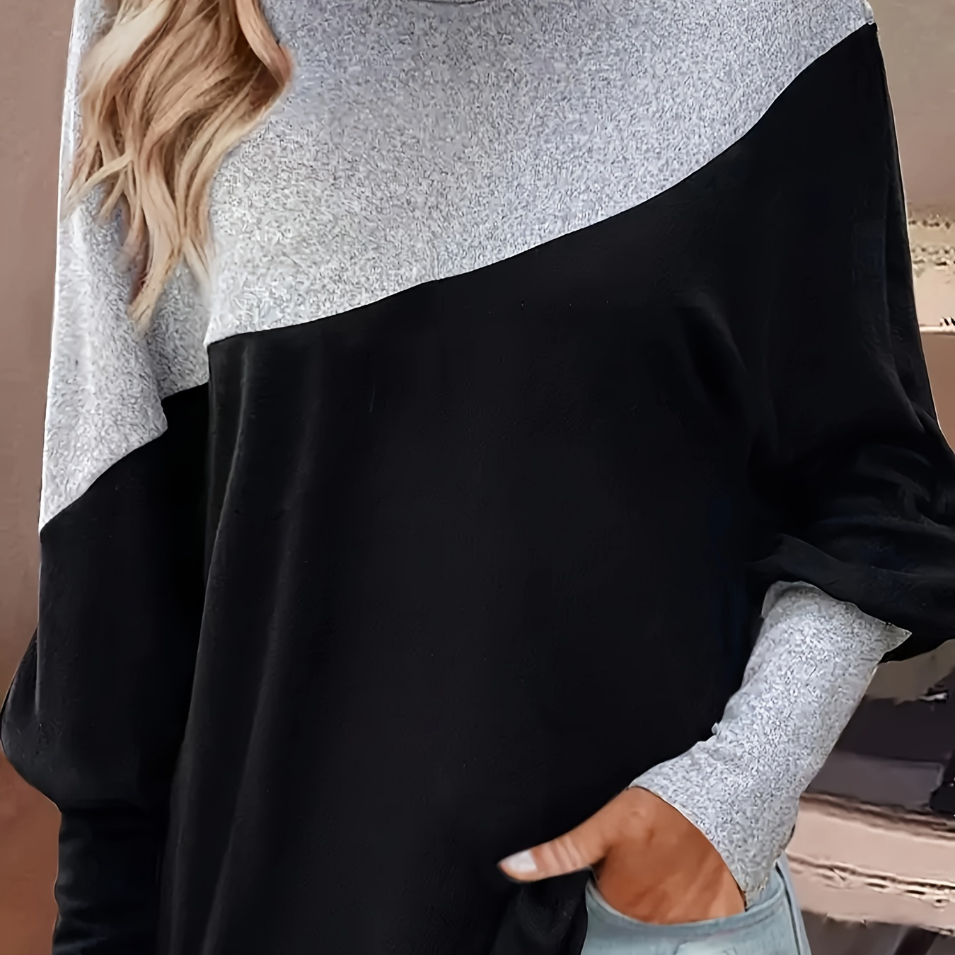 

Women' Long Sleeve T-shirt - Polyester Knit Fabric, Round Neck, Casual Elegant Top For Spring/fall Season