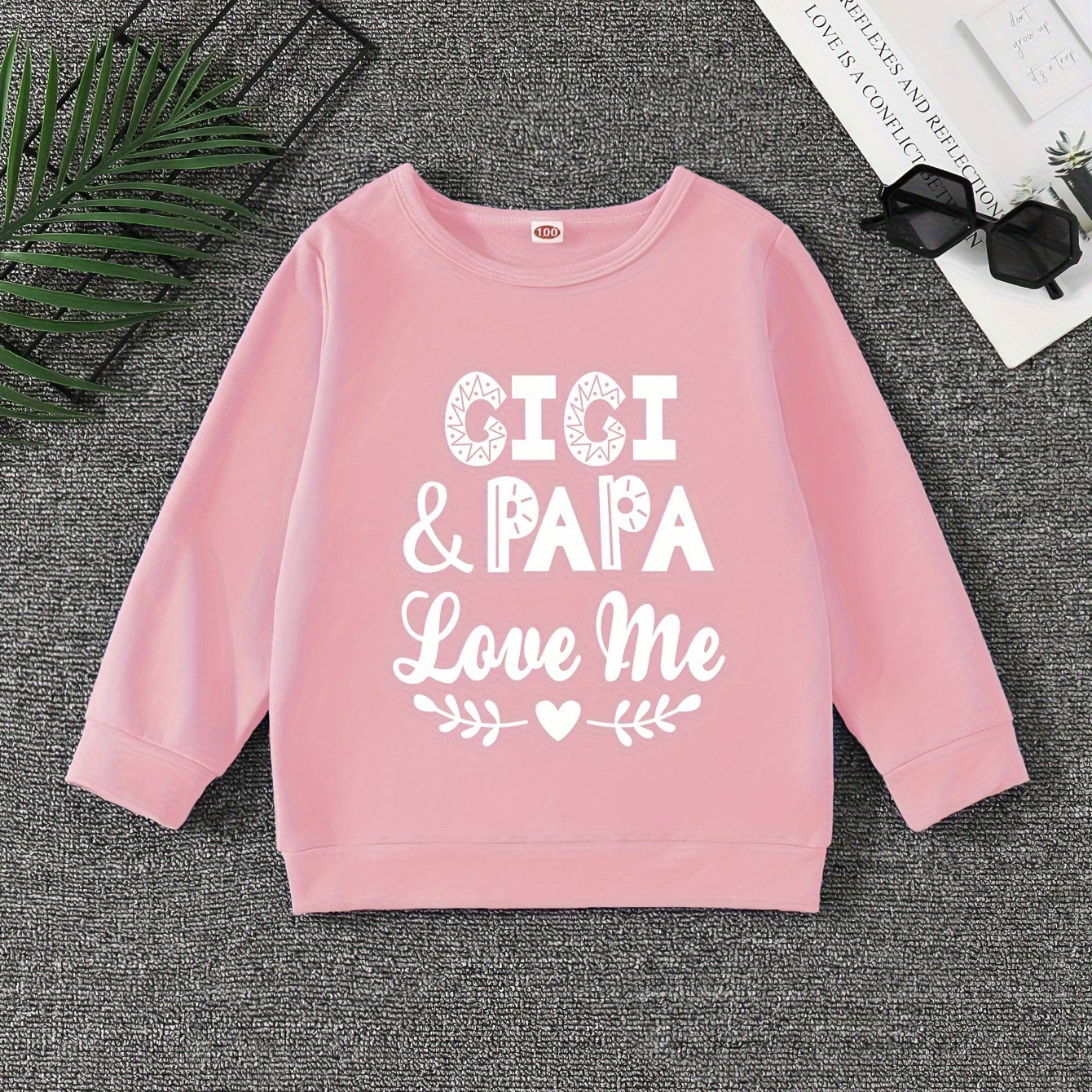 

Girl's Crew Neck Long Sleeve Sweatshirt With "gigi & Papa Love Me" Print For Sports/workout/outdoor, Kids Clothing For Spring And Fall