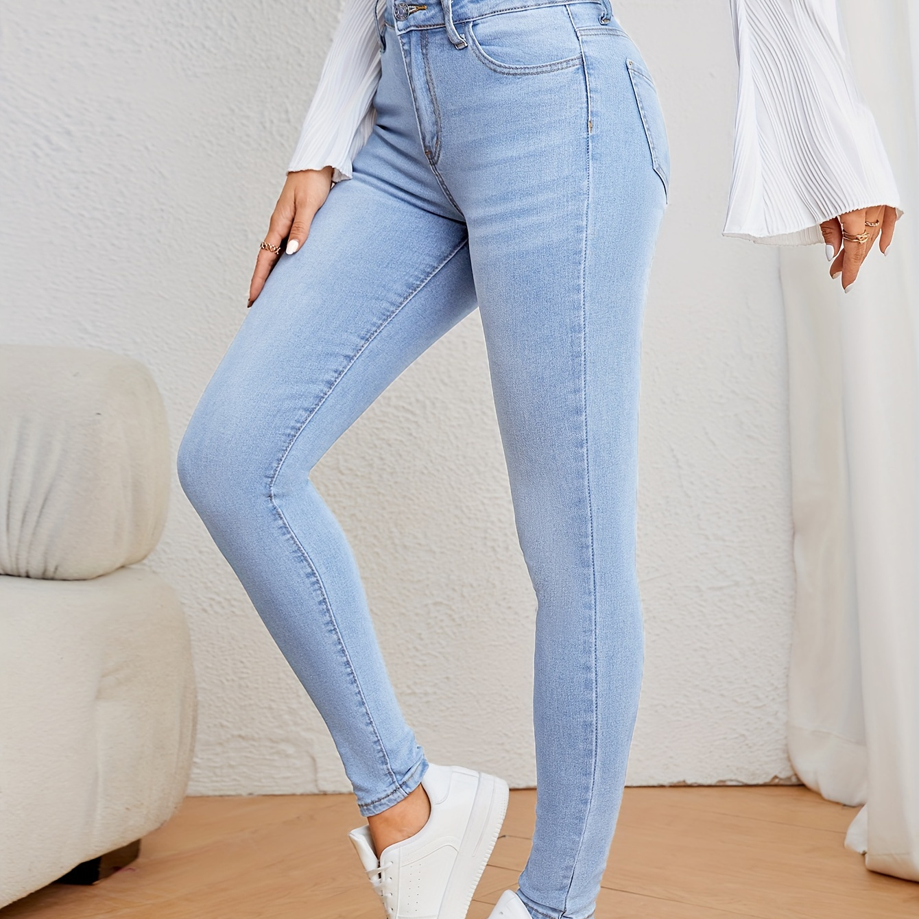 

Women's Casual Plain Light Blue Skinny Jeans, Stretchy Denim Pants, Classic Design, High Waist Slim Fit For Everyday Fashion - Perfect For Fall & Winter