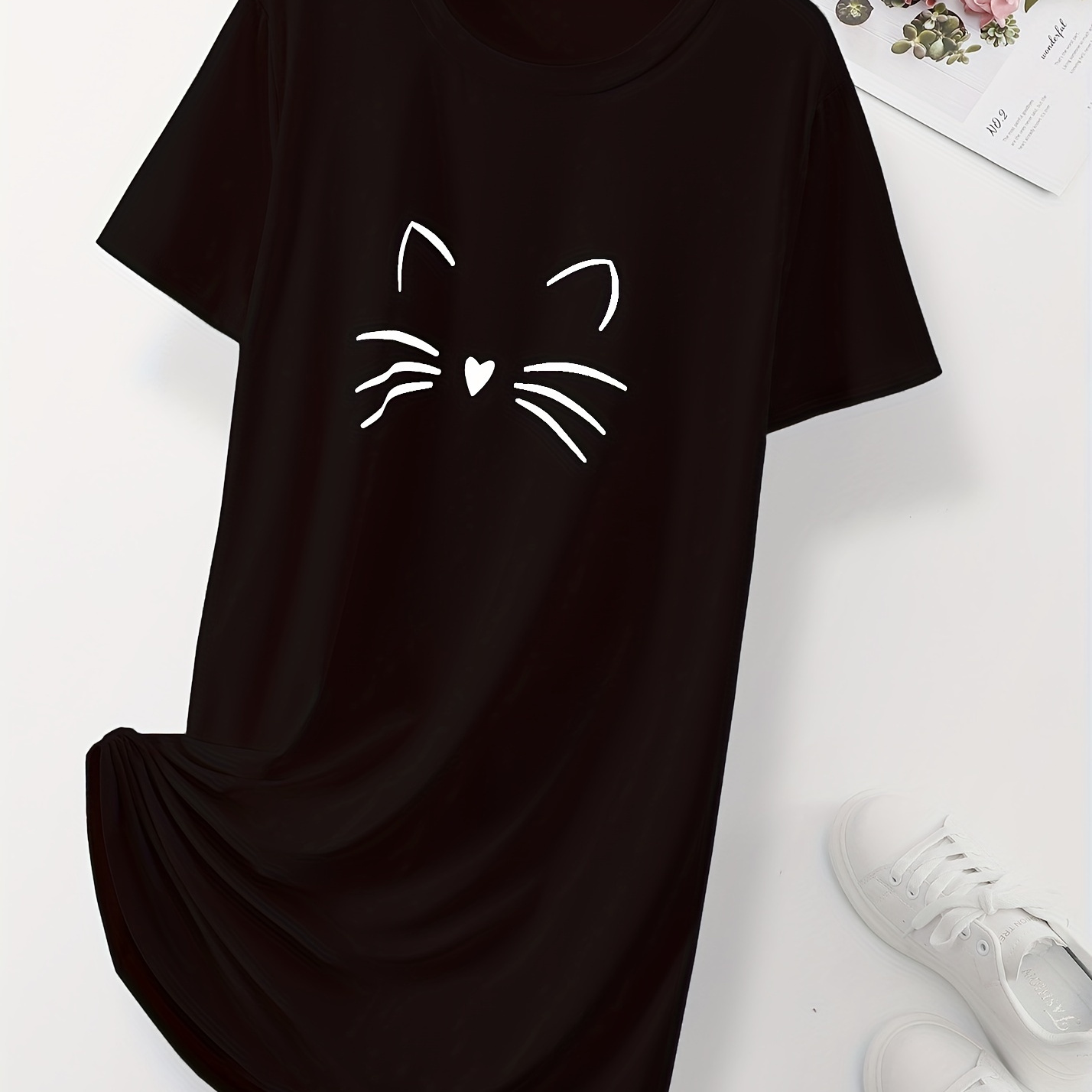 

Plus Size Cat Print Short Sleeve Sleepdress, Women's Plus Slight Stretch Casual Round Neck Loungewear Dress