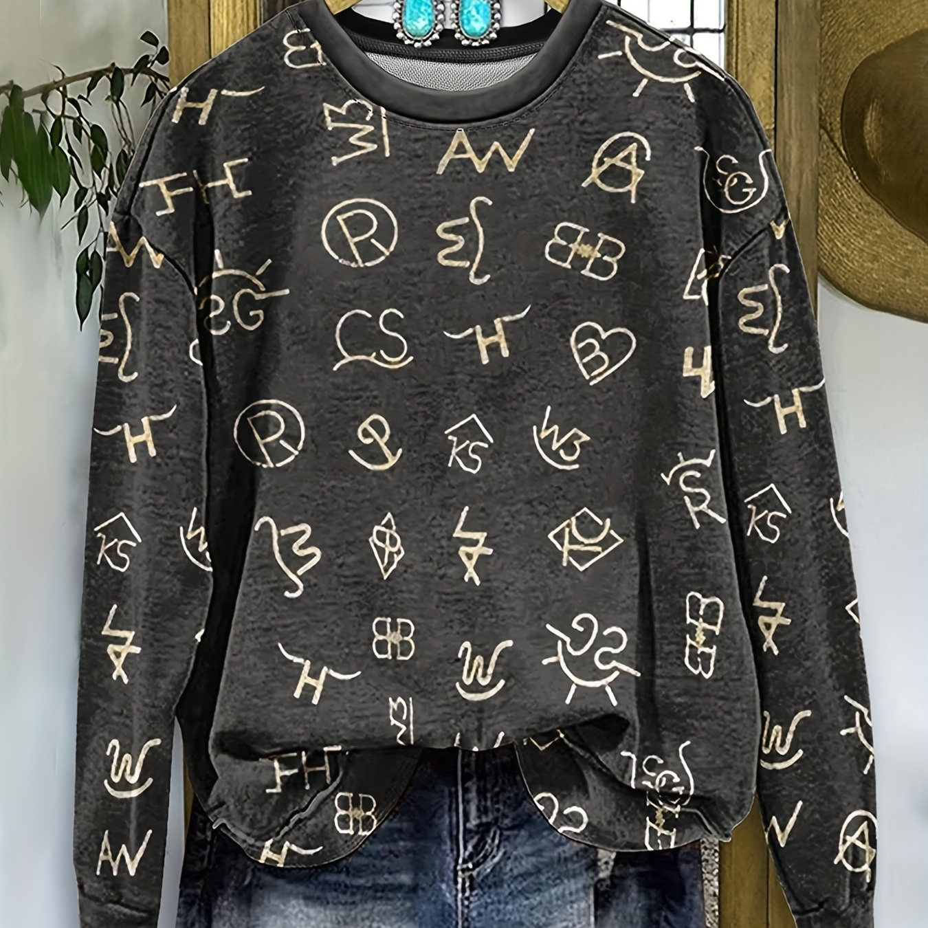 

1pc Vintage Western Printed Polyester Sweatshirt, Alphabet Pattern Crew Neck Long Sleeve Pullover For All