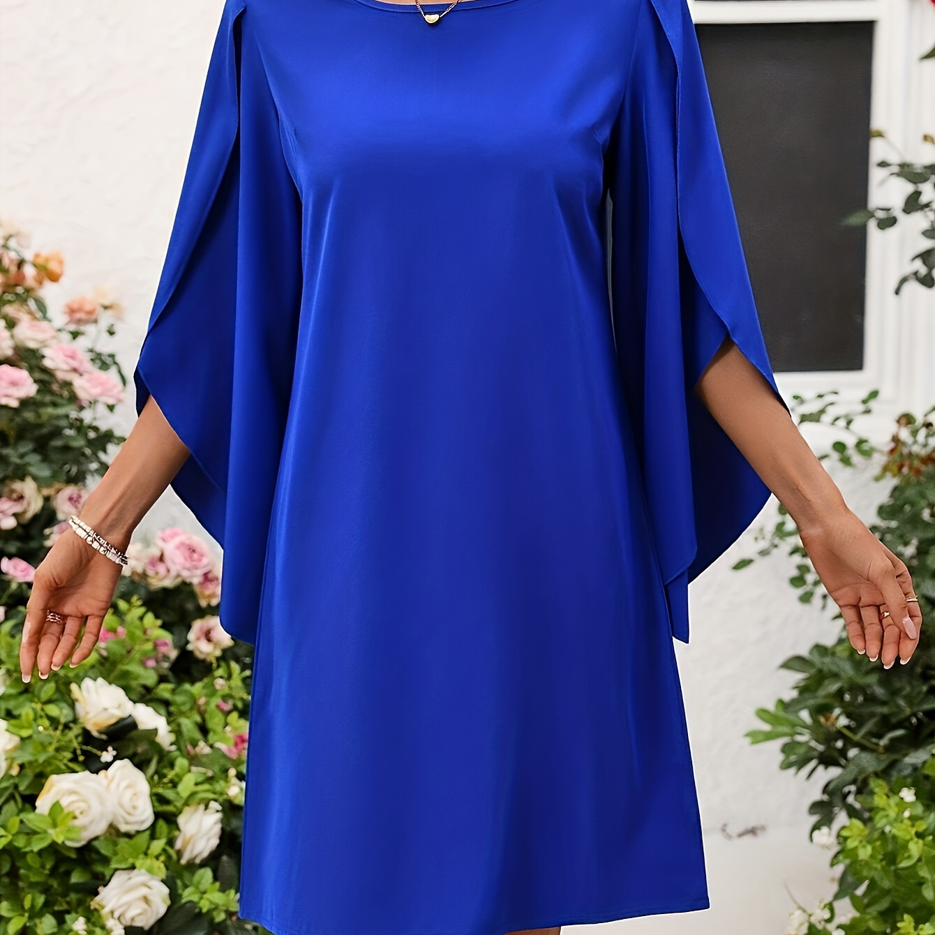 

Elegant Solid Color Midi Dress With Sleeves And Side Slits - Crew Neck, Loose Fit For Women - Spring, Summer & Fall