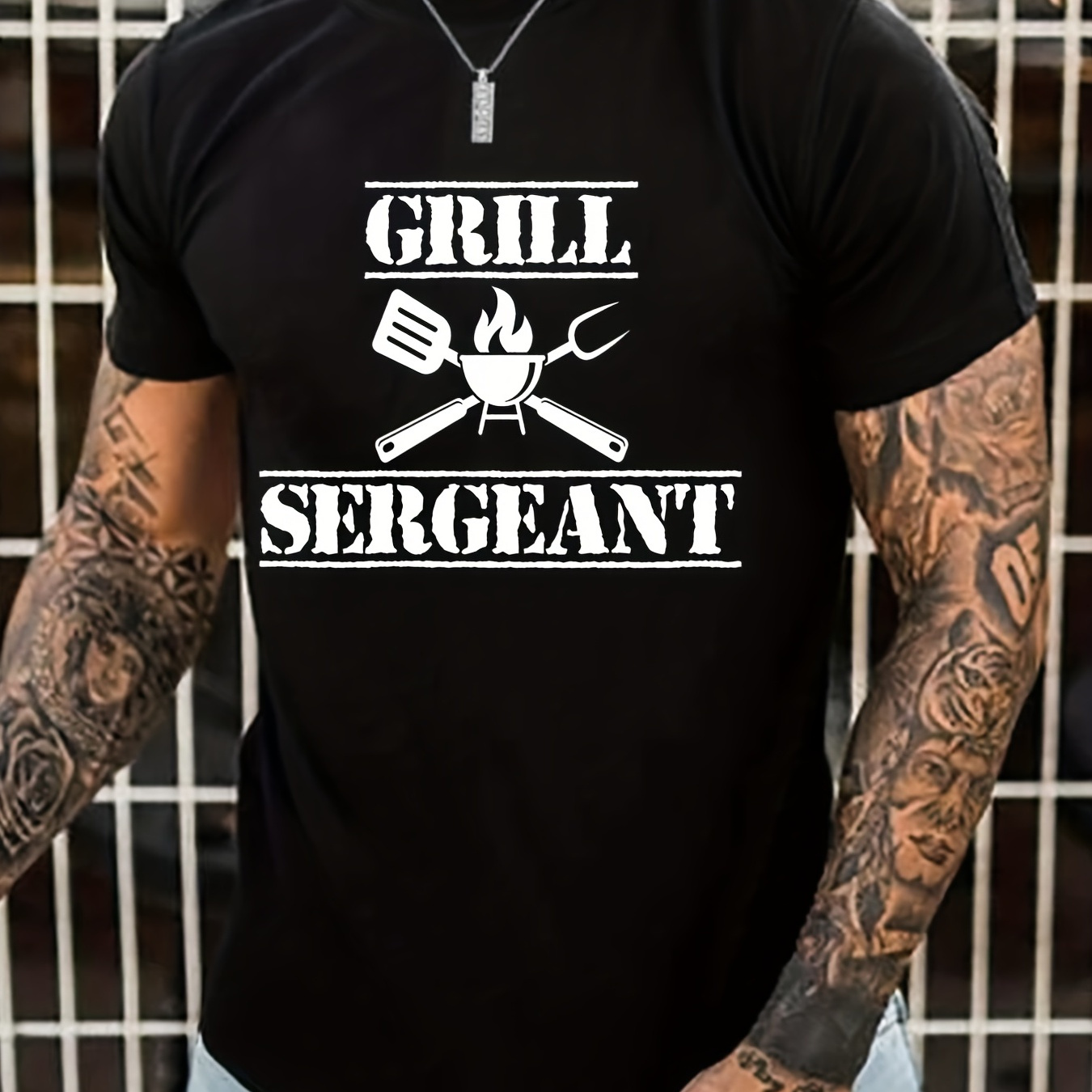 

Grill Pattern Print Men's T-shirt, Graphic Tee Men's Summer Clothes, Men's Outfits