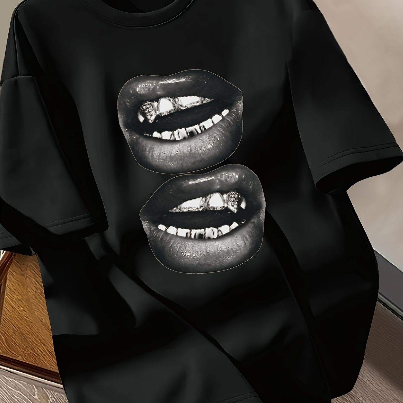 

Y2K Lips Print T-Shirt, Haut Décontracté À Manches Courtes Et Col Rond Pour L'été Et , Vêtements Pour Femmes