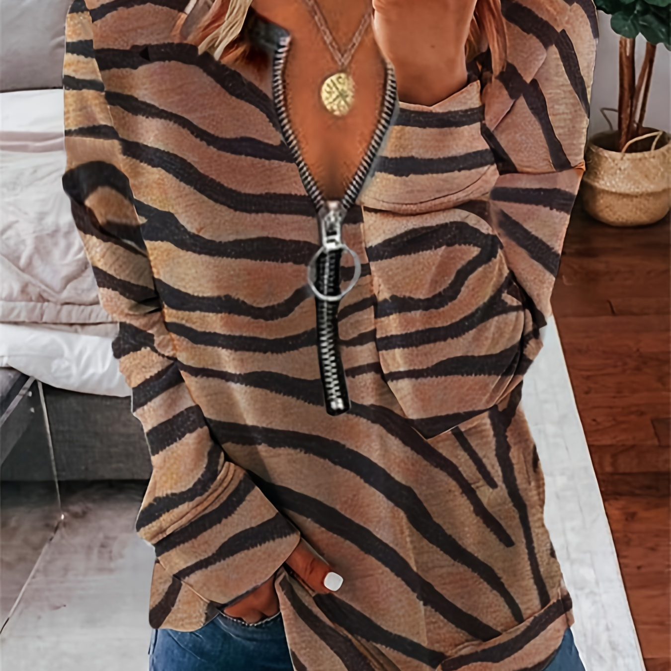 

Tiger Striped Print Zipper T-shirt, Casual Long Sleeve T-shirt For Spring & Fall, Women's Clothing