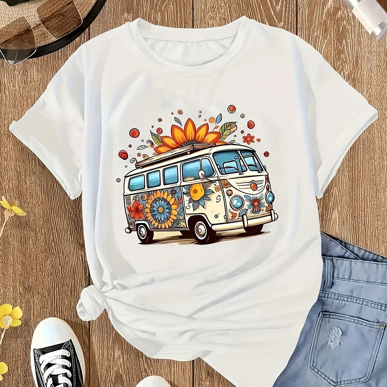 

Bus & Floral Print T-shirt, Short Sleeve Crew Neck Casual Top For Summer & Spring, Women's Clothing