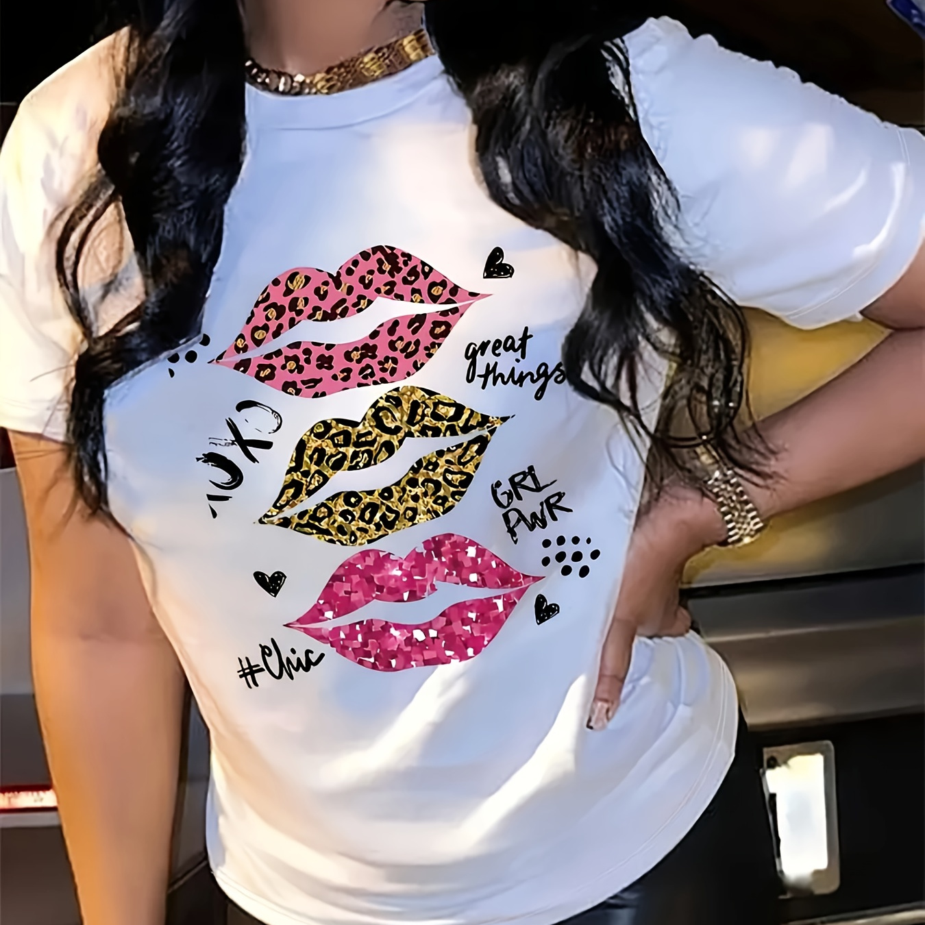 

Plus Size Lip Print T-shirt, Short Sleeve Crew Neck Casual Top For Summer & Spring, Women's Plus Size Clothing