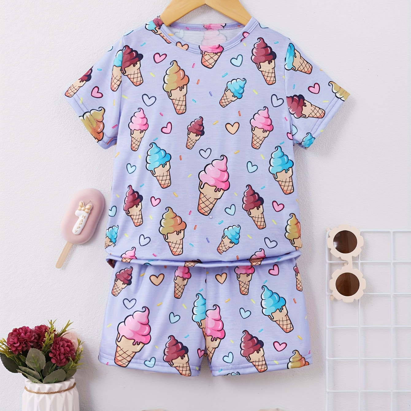 

2pcs Girls Fashion Ice Cream Print Top And Pants Set, Casual Solid Color Outfit, Cozy Summer, Cute Graphics