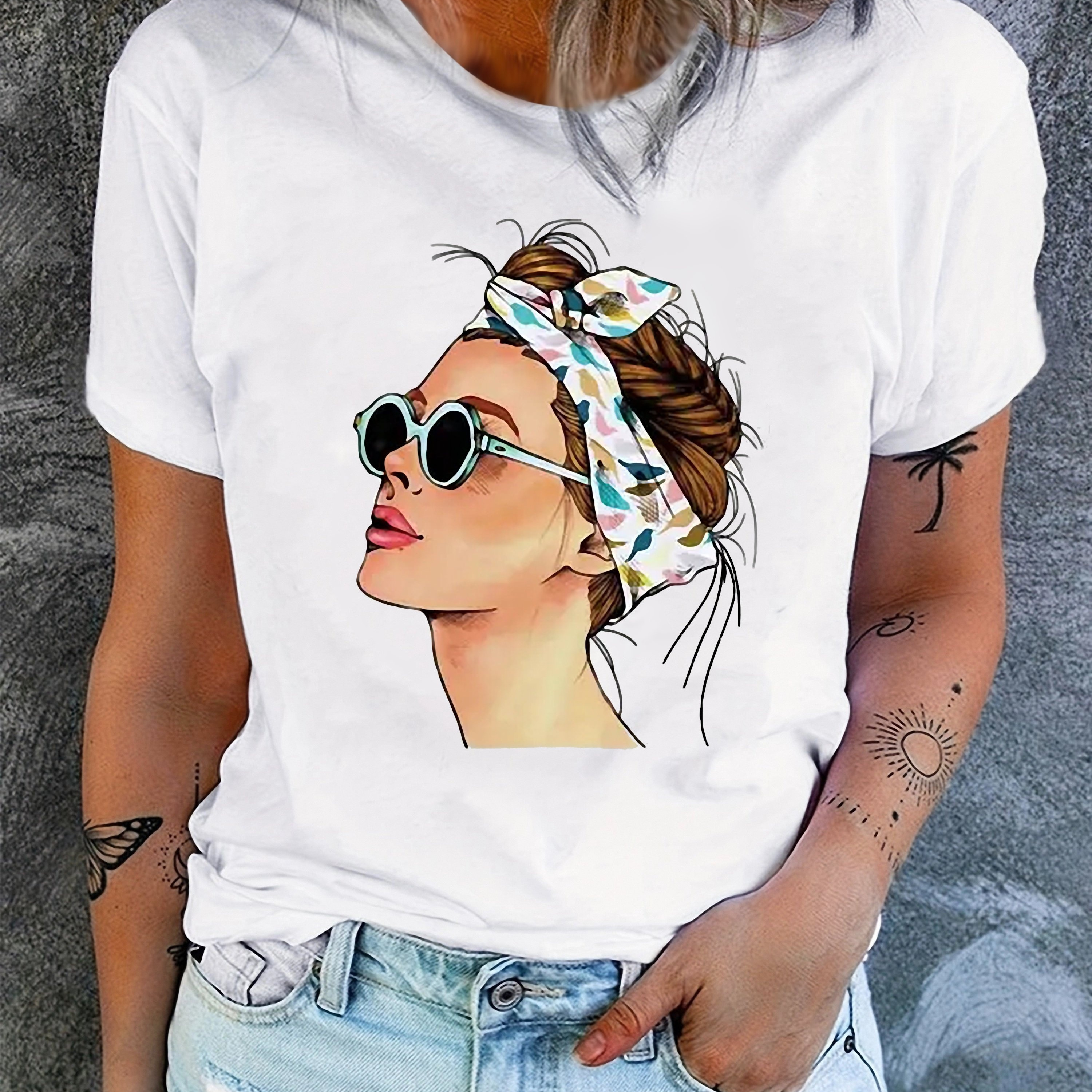 

Figure Print Crew Neck T-shirt, Short Sleeve Casual Top For Summer & Spring, Women's Clothing