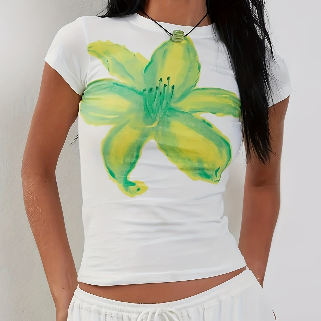 

Floral Print Crew Neck T-shirt, Y2k Short Sleeve Top For Spring & Summer, Women's Clothing