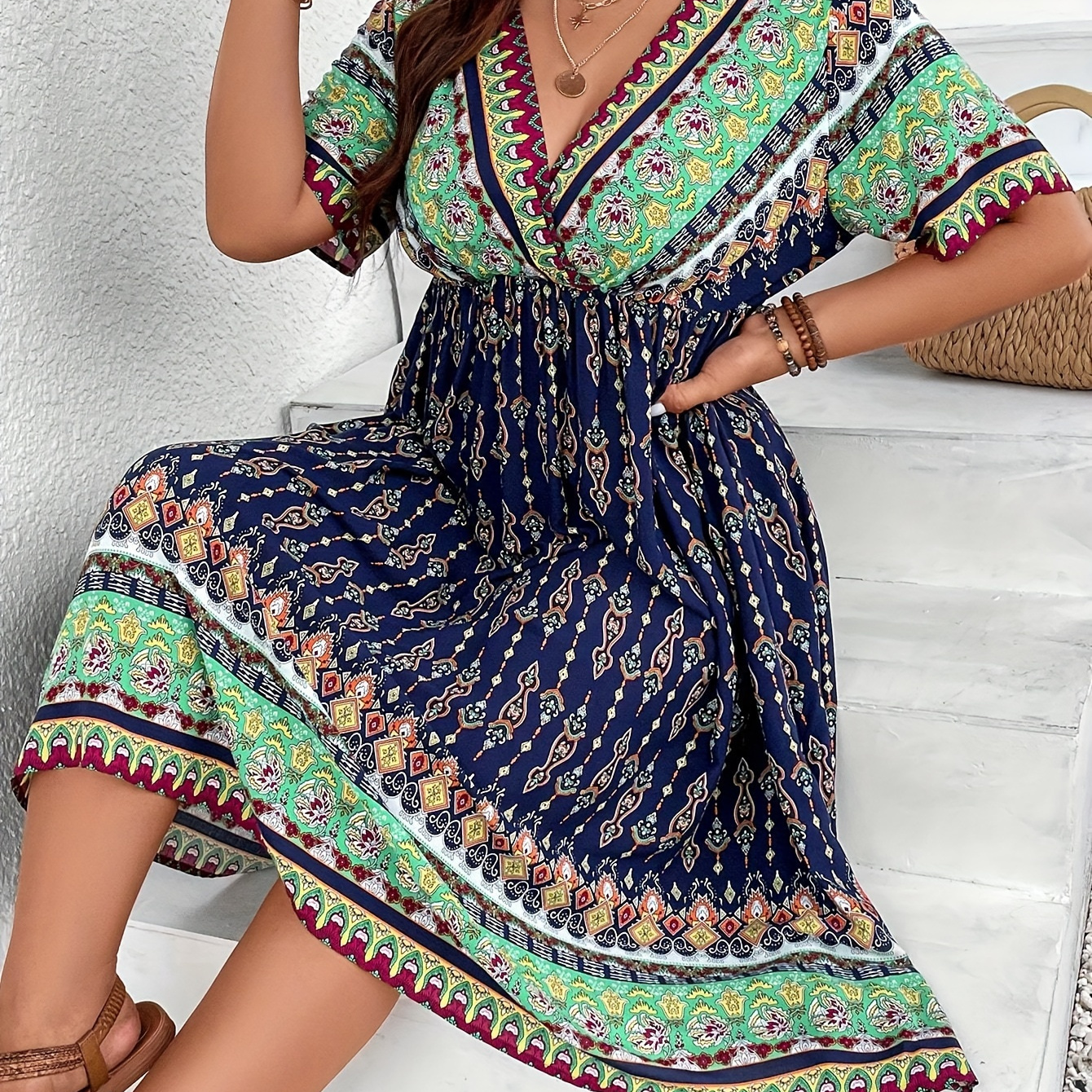

Plus Size Floral Print Cinched Waist Dress, Casual Short Sleeve Dress For Spring & Summer, Women's Plus Size Clothing