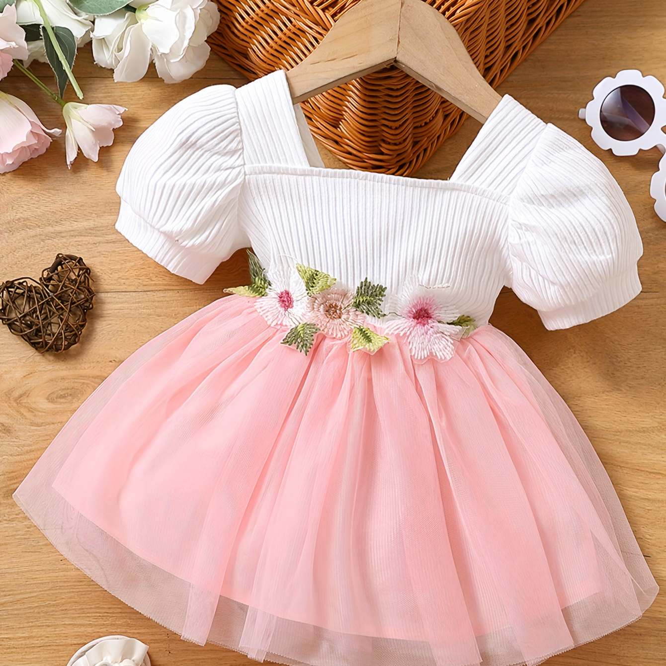 

Baby Girls Toddlers Summer Style Square Cute Flower Decor Neck Short Sleeve Mesh Splicing Dress