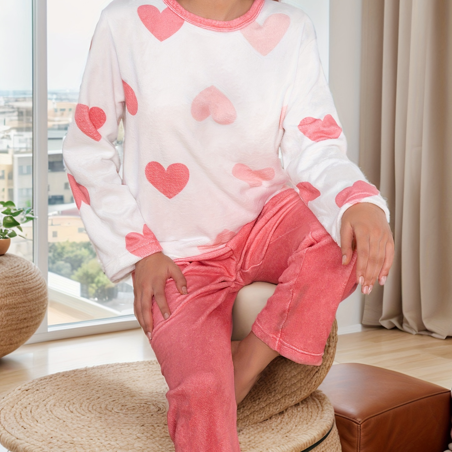 

Women's Cute Heart Print Flannel Pajama Set - 100% Polyester Crew Neck Long Sleeve Loungewear For Fall/winter