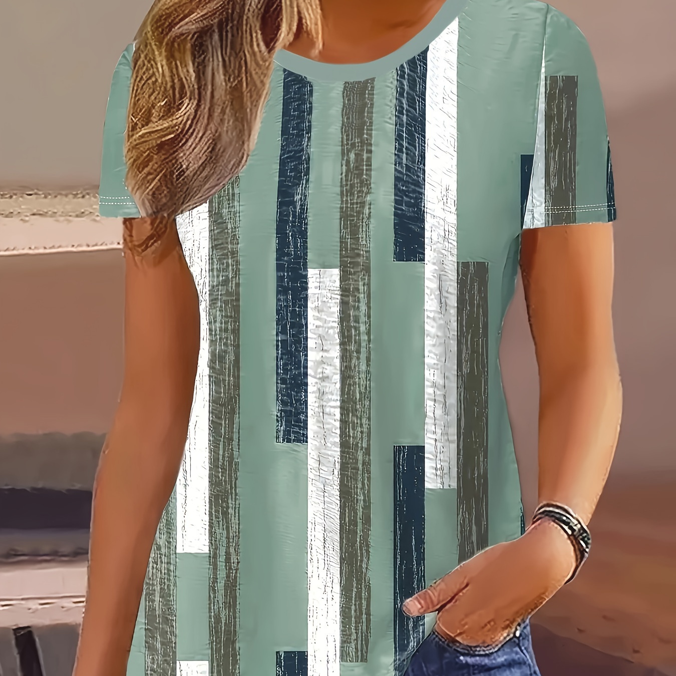 

Striped Print T-shirt, Casual Crew Neck Short Sleeve Top For Spring & Summer, Women's Clothing