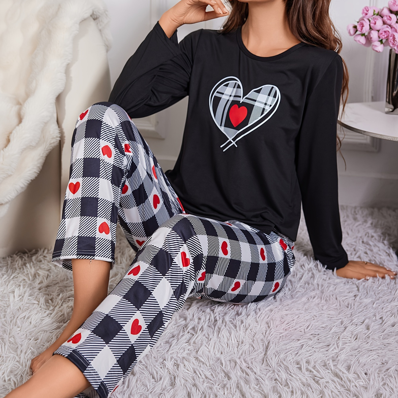 

Women's Cozy Heart Print & Long Sleeve Pajama Set - Casual Round Neck Top With Bow Detail & Matching Pants, Soft Polyester , Machine Washable