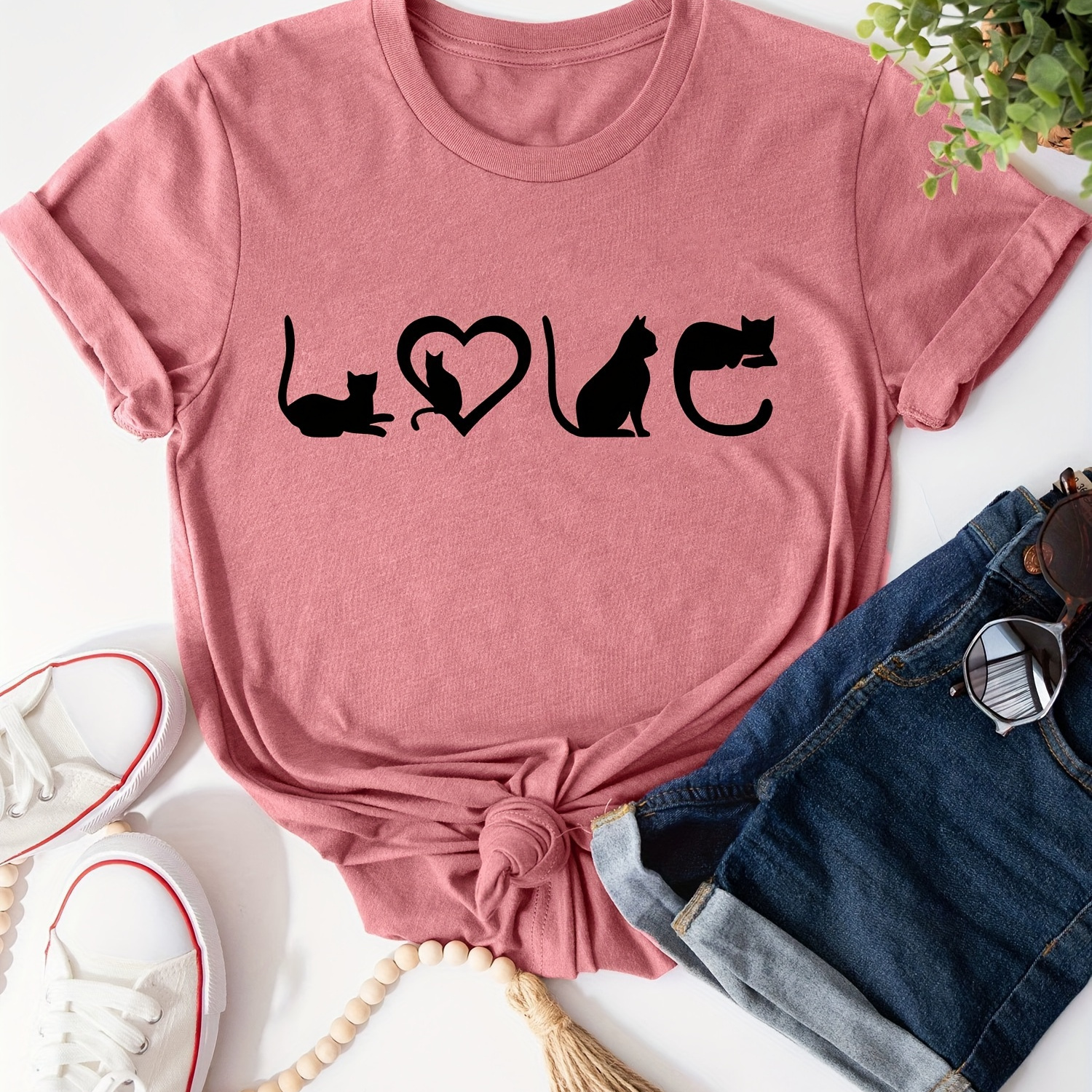 

Plus Size Heart & Cat Print T-shirt, Casual Short Sleeve Top For Spring & Summer, Women's Plus Size Clothing