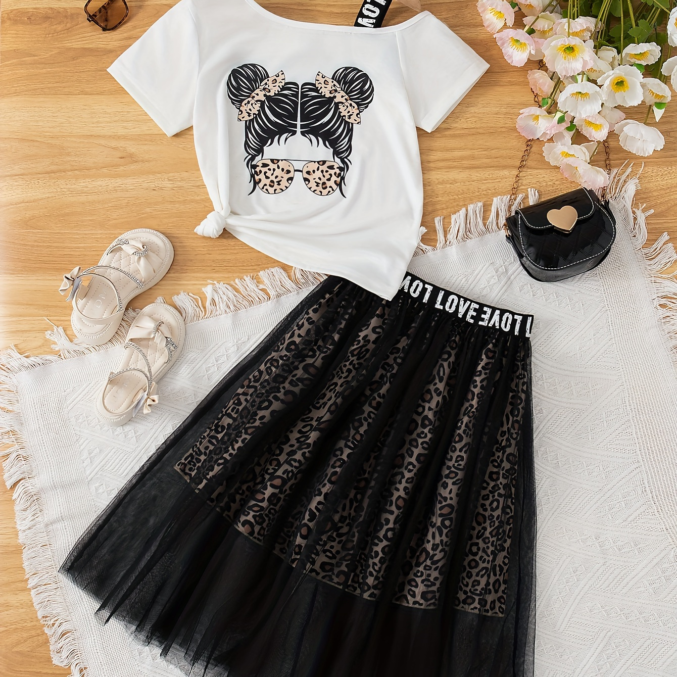 

Figure Print Girls 2pcs Asymmetrical Letter Tape T-shirt Top & Mesh Spliced Midi Skirt Set Holiday Summer Outfit