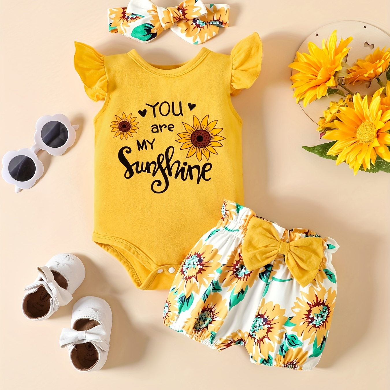 

2pcs Baby Infant Girls Cute "you Are Me Sunshine" Fly Sleeve Onesie & Floral Bowknot Shorts & Headband Set Clothes