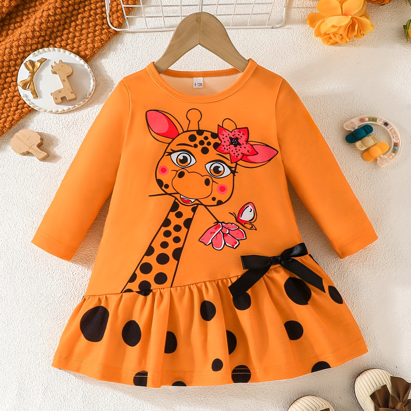 

Toddler Long-sleeve Dress With Giraffe Cartoon Print And Bow Detail, Cute Style Polyester Knit Fabric With Slight Stretch, Fall/winter Season Playwear - Polyester 95%, Elastane 5%