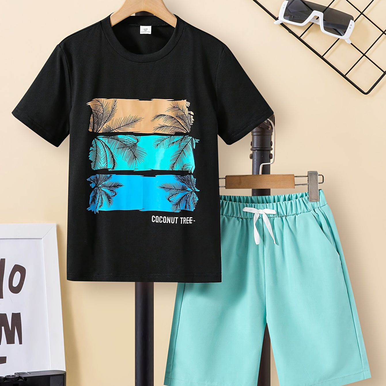 

2pcs Boys Casual Coconut Trees Graphic Print Short Sleeve T-shirt & Solid Color Shorts Set, Comfy Summer Boys Clothes