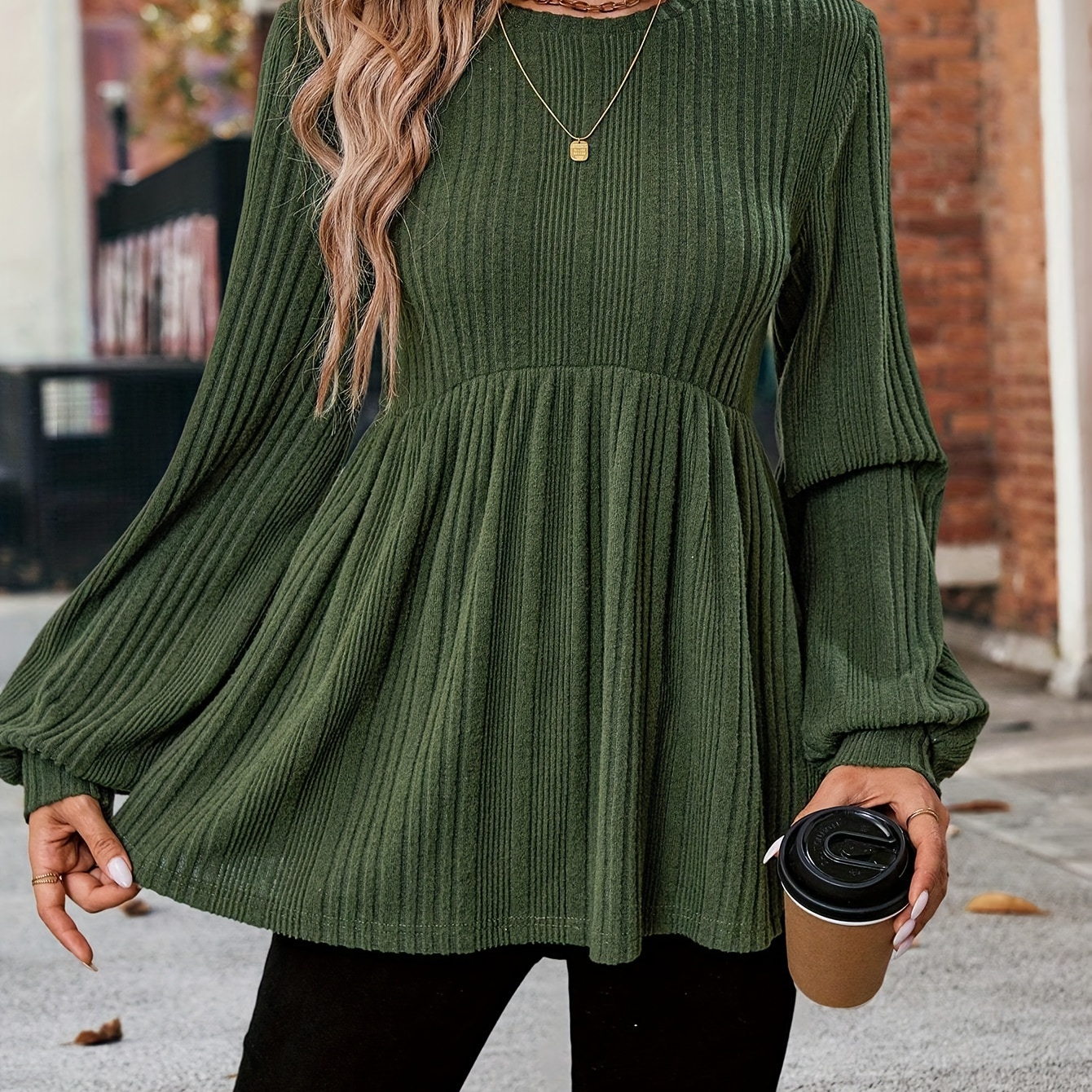 

Elegant Polyester Knit T-shirt For Women - Olive Green, Long Sleeve, Round Neck, Solid Color, Regular Fit, Knit Fabric, Autumn/